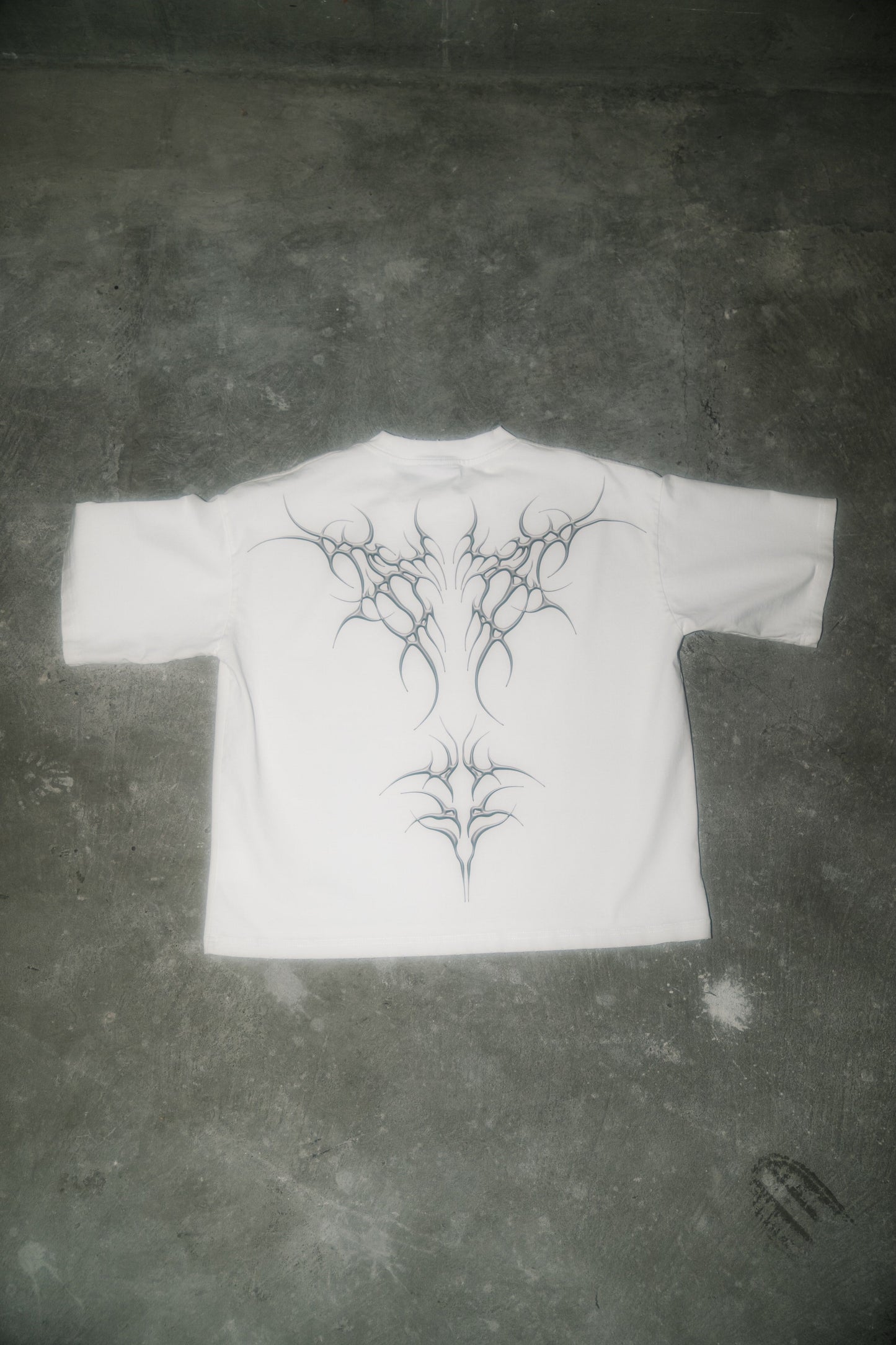 OVERTURE TEE