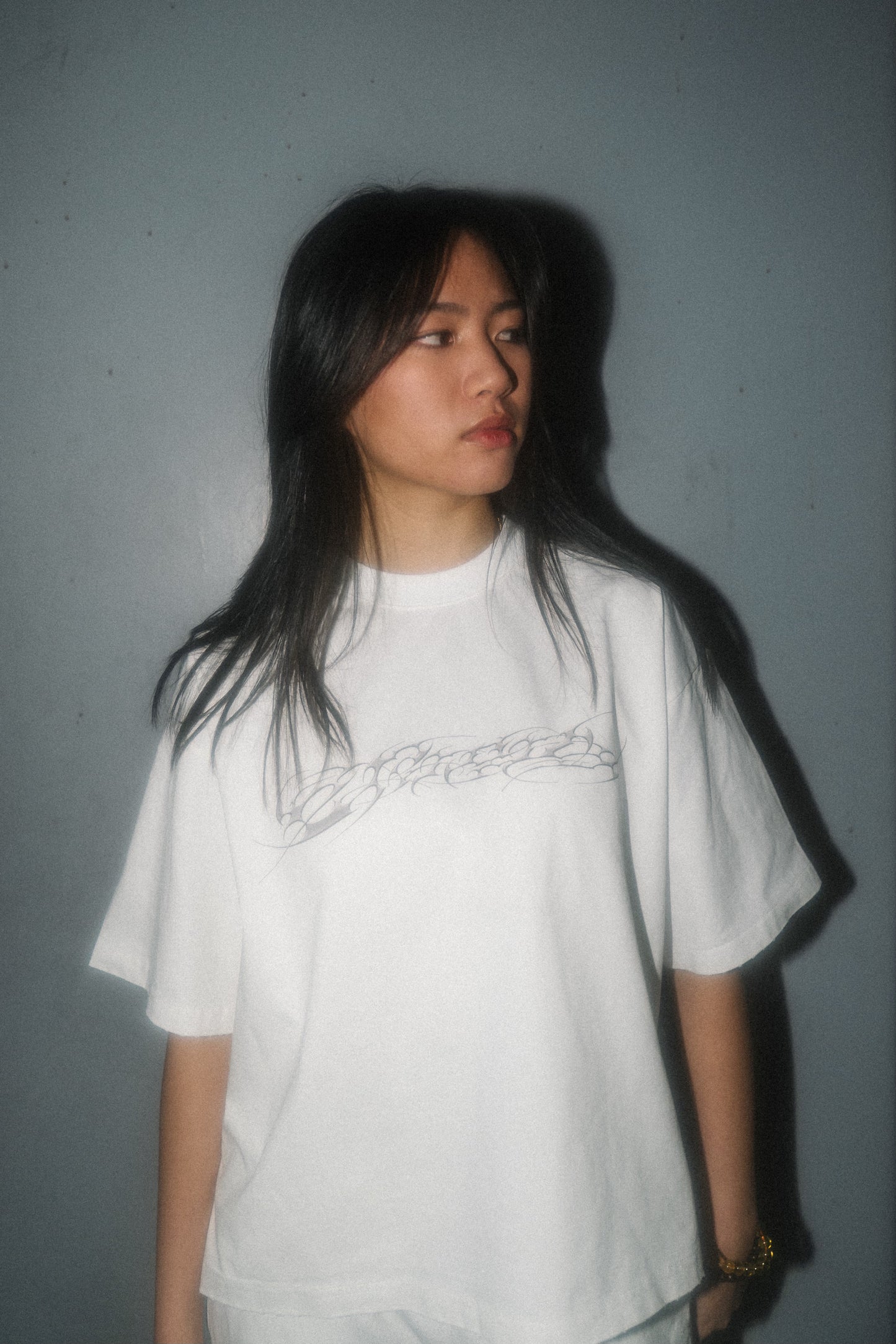 OVERTURE TEE